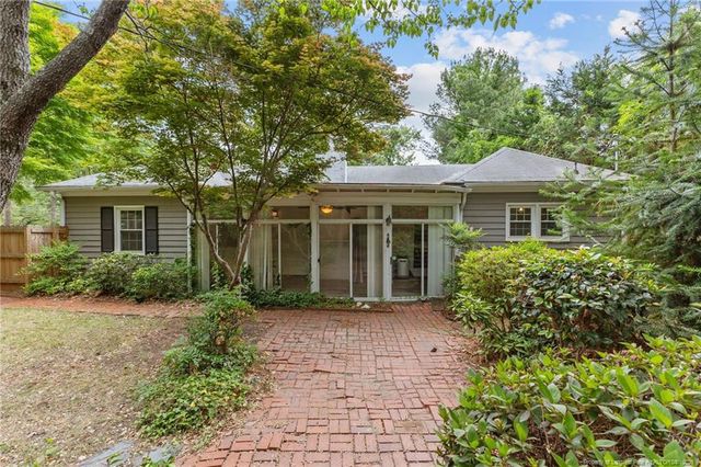 300 Pinecrest Drive, Fayetteville, NC 28305