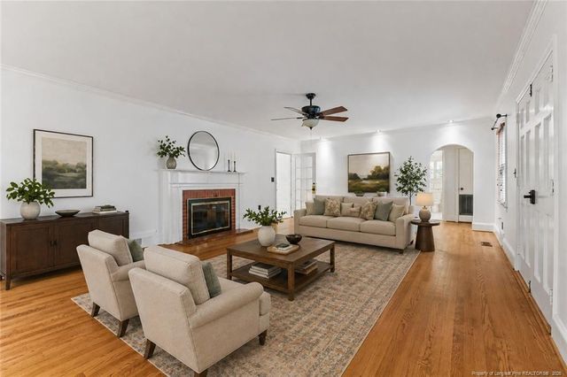 300 Pinecrest Drive, Fayetteville, NC 28305