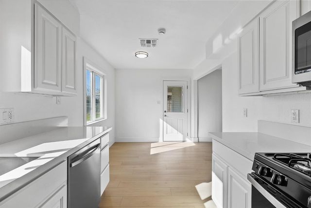 2240 Chase Dr, Rancho Cordova, CA 95670