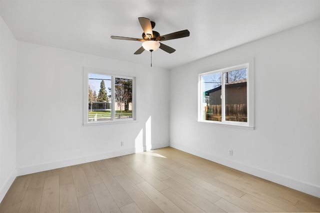 2240 Chase Dr, Rancho Cordova, CA 95670