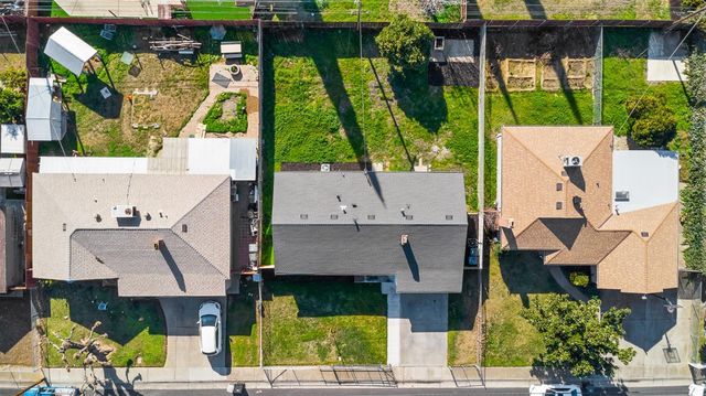 2240 Chase Dr, Rancho Cordova, CA 95670