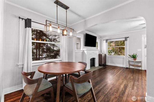 731 N 80th Street, Seattle, WA 98103