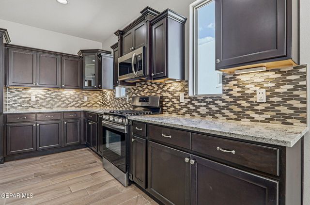 7504 BULLWHIP Court, El Paso, TX 79911
