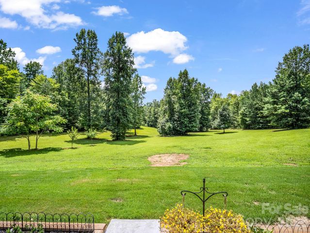 21 Rock Ridge Road, Mill Spring, NC 28756