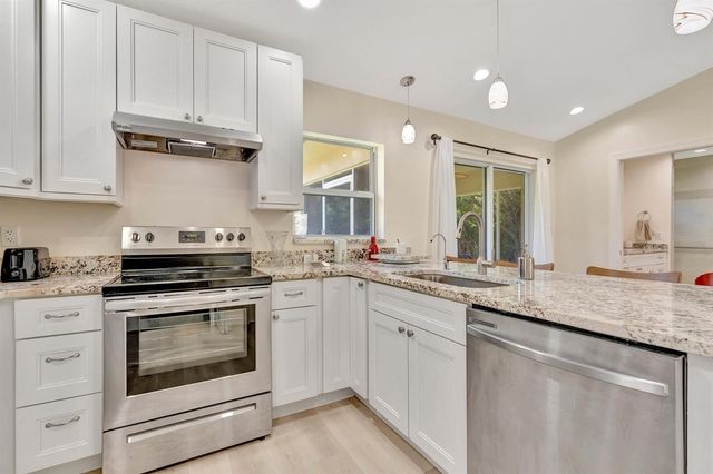 13166 71st Place N, West Palm Beach, FL 33412