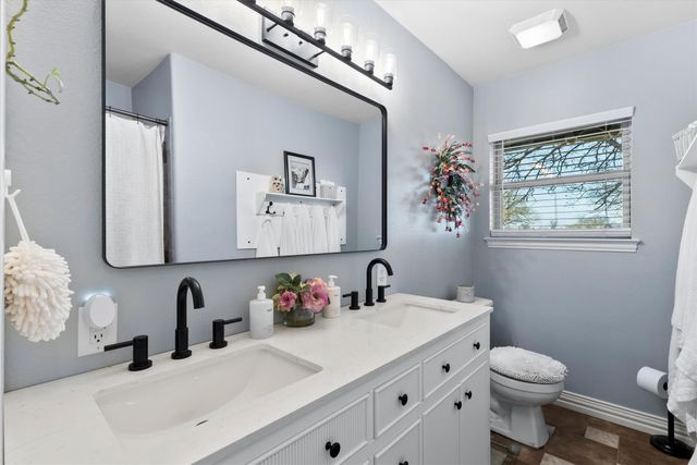 12586 County Road 351, Terrell, TX 75161