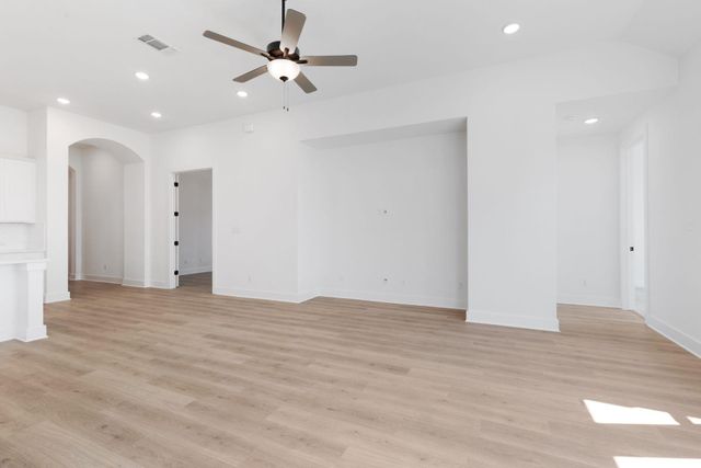 1108 Snowdrop DR, Georgetown, TX 78628