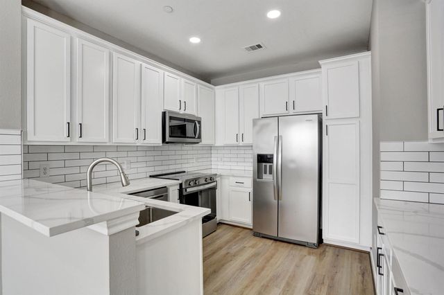 3001 Murworth Drive 404, Houston, TX 77025