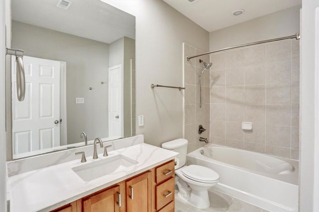 3001 Murworth Drive 404, Houston, TX 77025