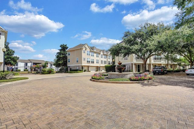 3001 Murworth Drive 404, Houston, TX 77025