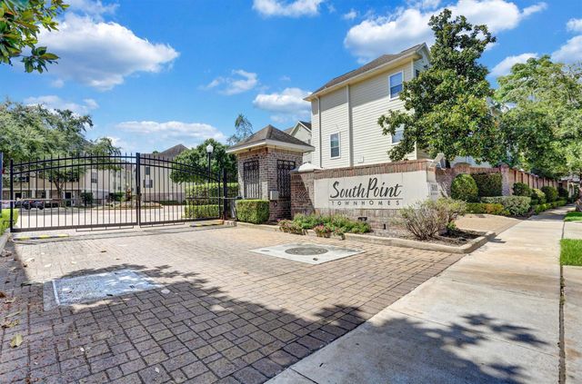 3001 Murworth Drive 404, Houston, TX 77025