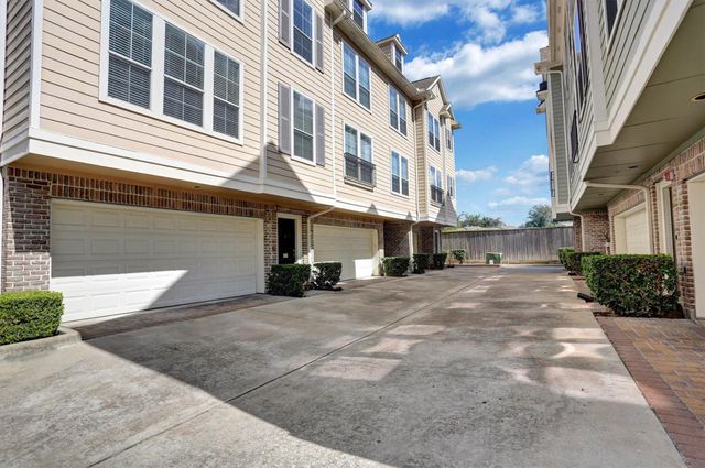 3001 Murworth Drive 404, Houston, TX 77025
