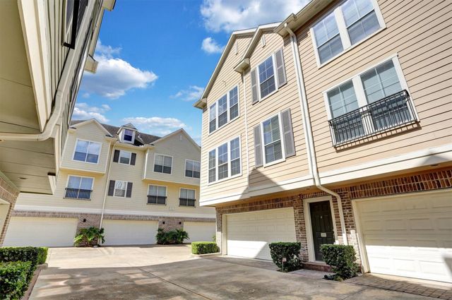 3001 Murworth Drive 404, Houston, TX 77025