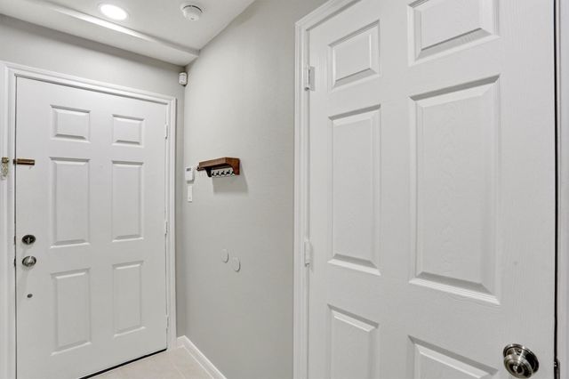 3001 Murworth Drive 404, Houston, TX 77025