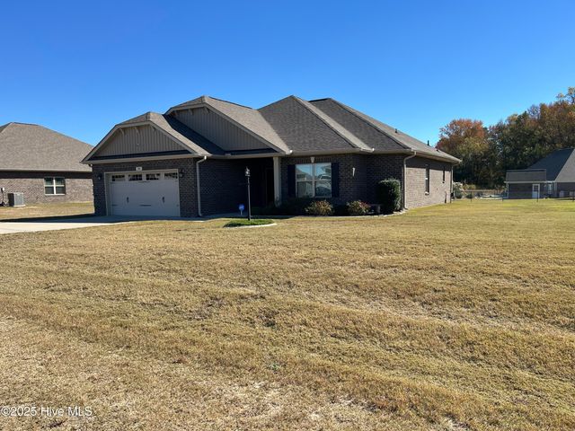 208 S Merganser Drive, Pikeville, NC 27863