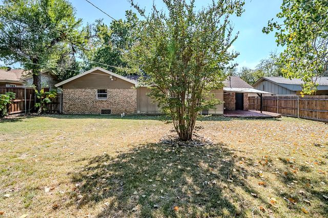 1612 Tyler Avenue, Euless, TX 76040