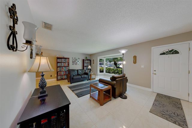 9628 122ND WAY, Seminole, FL 33772