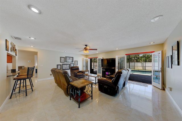 9628 122ND WAY, Seminole, FL 33772