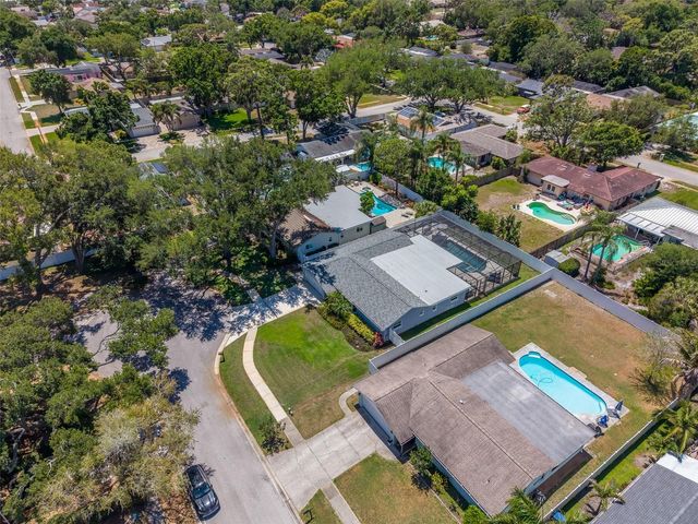 9628 122ND WAY, Seminole, FL 33772