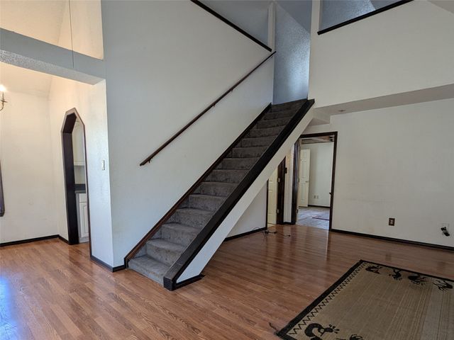 8161 Deer View Circle, Granbury, TX 76049