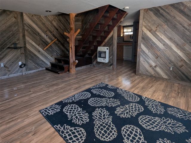 8161 Deer View Circle, Granbury, TX 76049