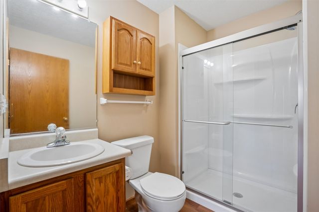 2910 NW 17th Court, Ankeny, IA 50023