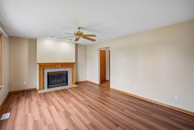 2910 NW 17th Court, Ankeny, IA 50023