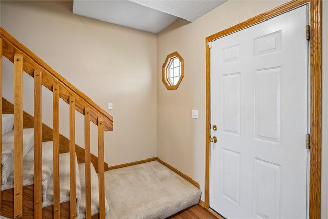 2910 NW 17th Court, Ankeny, IA 50023
