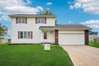2910 NW 17th Court, Ankeny, IA 50023