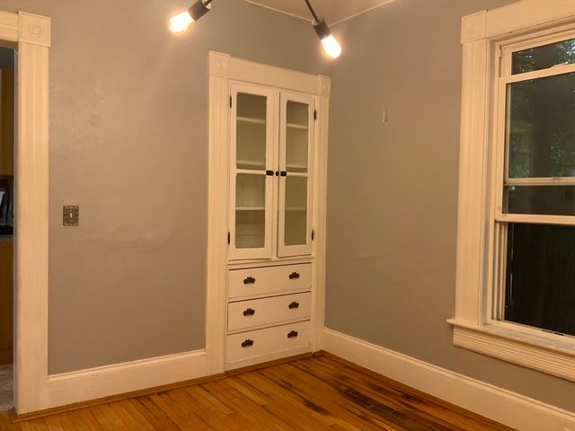 213 Locust St, Holyoke, MA 01040