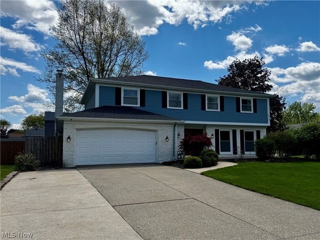 17051 Hunting Meadows Drive, Strongsville, OH 44136