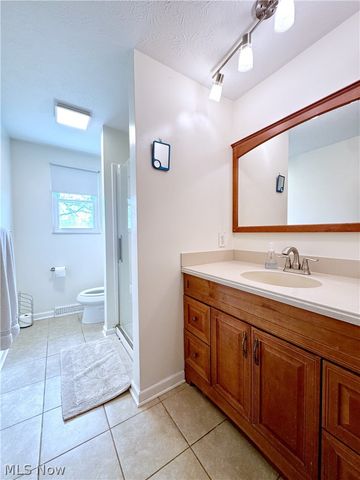 17051 Hunting Meadows Drive, Strongsville, OH 44136