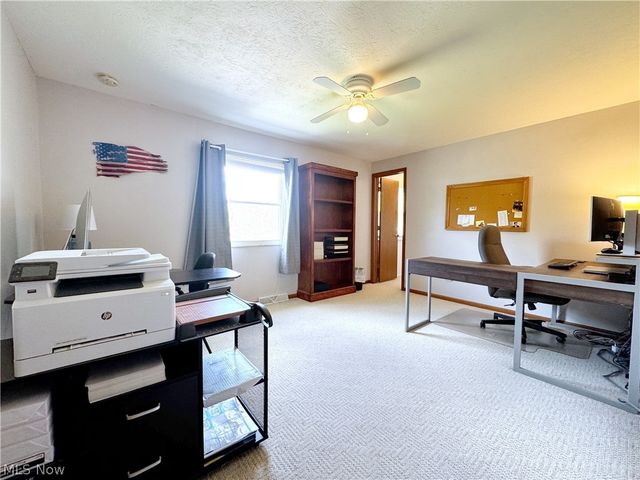 17051 Hunting Meadows Drive, Strongsville, OH 44136