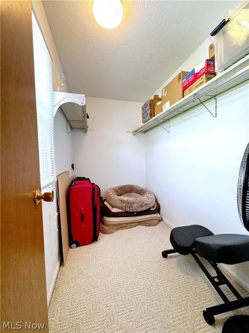 17051 Hunting Meadows Drive, Strongsville, OH 44136