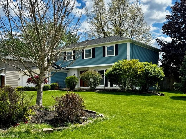 17051 Hunting Meadows Drive, Strongsville, OH 44136