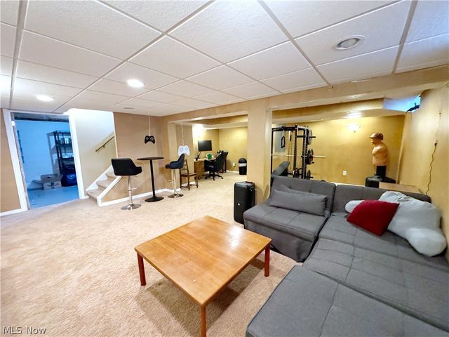 17051 Hunting Meadows Drive, Strongsville, OH 44136