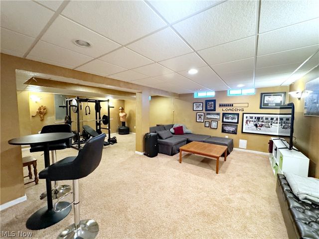 17051 Hunting Meadows Drive, Strongsville, OH 44136