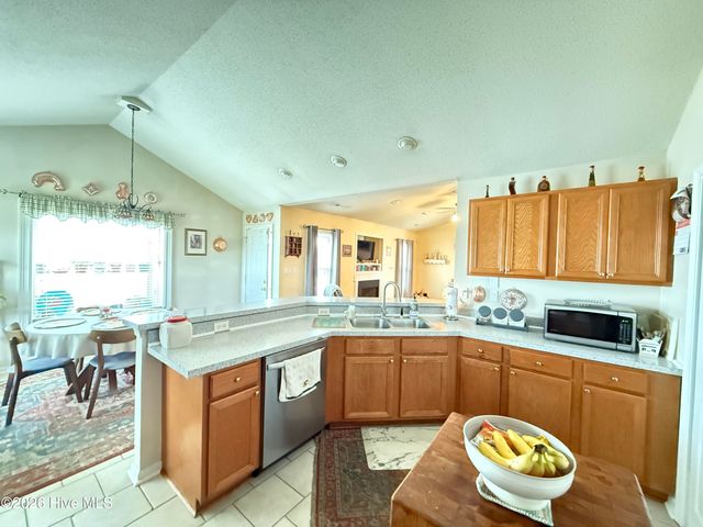 576 Ludford Road, Elizabeth City, NC 27909