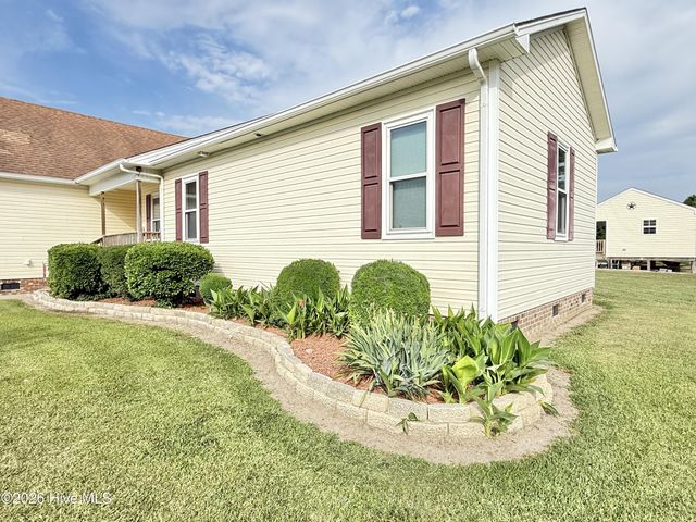 576 Ludford Road, Elizabeth City, NC 27909