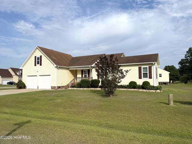 576 Ludford Road, Elizabeth City, NC 27909