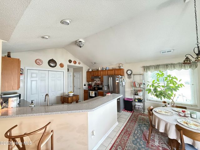 576 Ludford Road, Elizabeth City, NC 27909