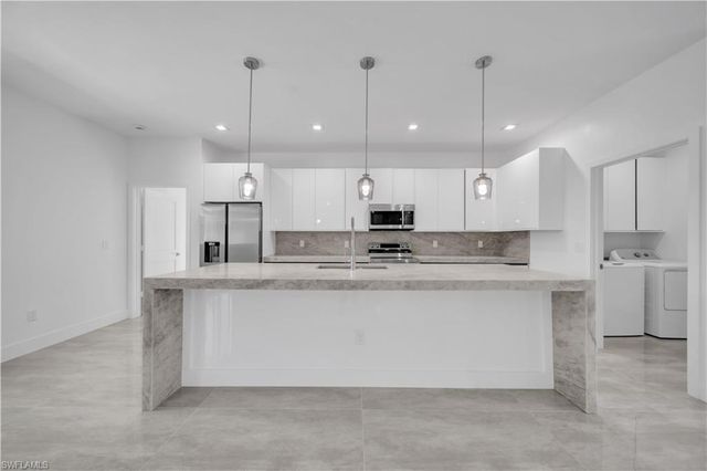 1142 Dutchess ST E, Lehigh Acres, FL 33974