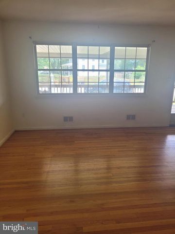 12 HOPKINS ST, Glen Burnie, MD 21061