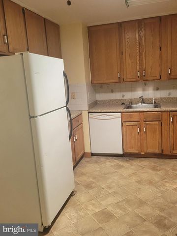 12 HOPKINS ST, Glen Burnie, MD 21061