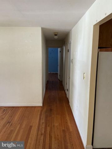 12 HOPKINS ST, Glen Burnie, MD 21061