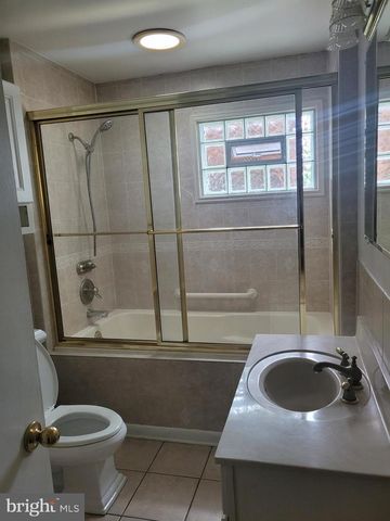 12 HOPKINS ST, Glen Burnie, MD 21061