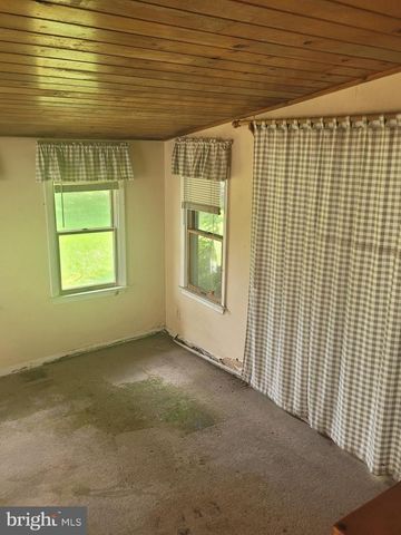 12 HOPKINS ST, Glen Burnie, MD 21061