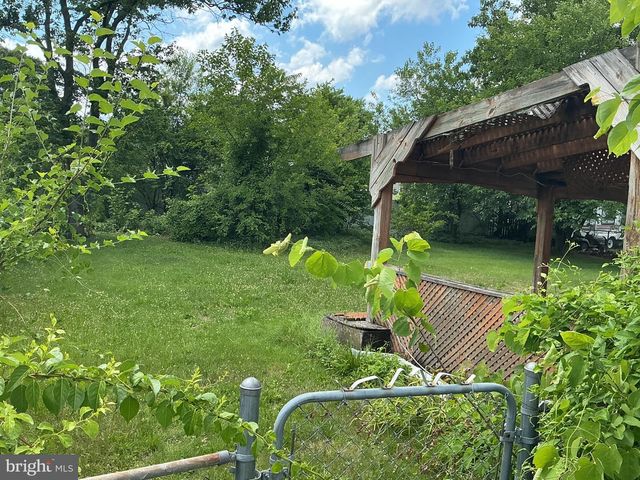 12 HOPKINS ST, Glen Burnie, MD 21061