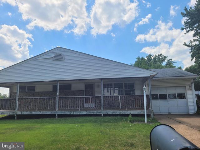 12 HOPKINS ST, Glen Burnie, MD 21061