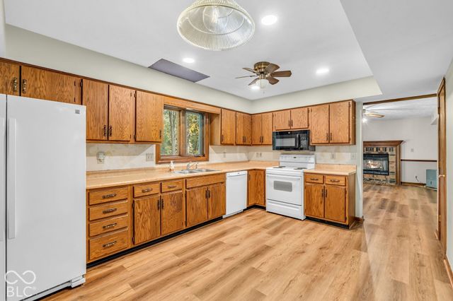 8342 Countryside, Indianapolis, IN 46231